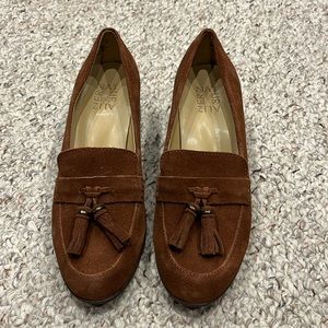 Naturalizer Nina Brown Suede Tassel Loafer Shoe